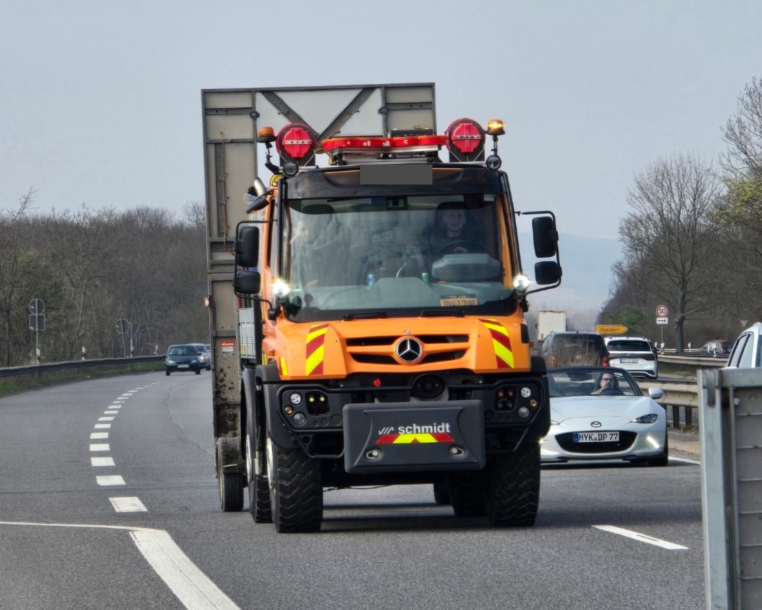 Verkehrssicherung auf einerAutobahn